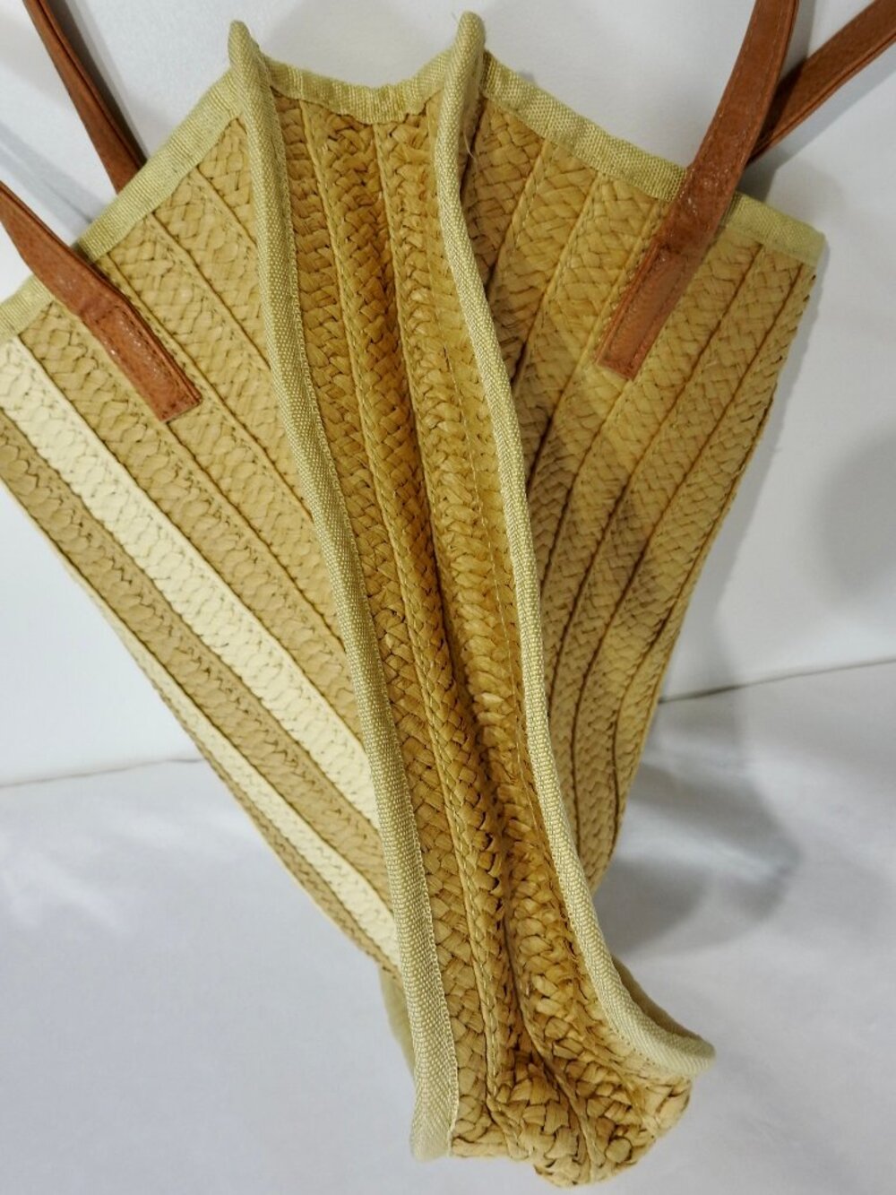 Straw Purse 12"H with 3 Cream Stripes Unknown Brand Shoulder Bag - Picture 6 of 13